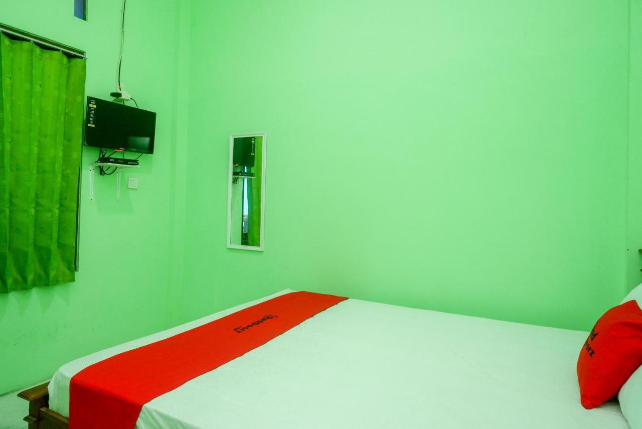 Reddoorz Syariah Near Monumen Jogja Kembali 호텔 Kejayan 외부 사진