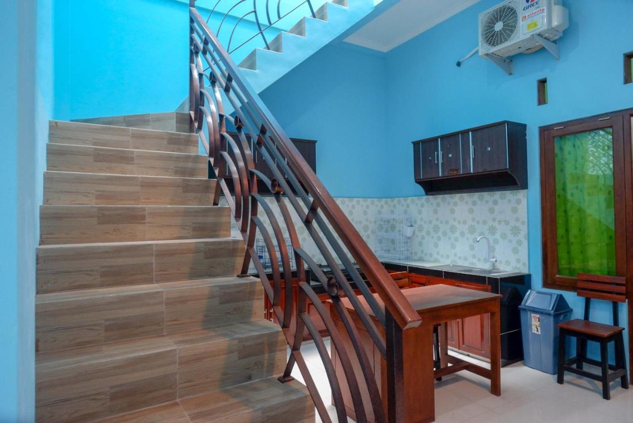 Reddoorz Syariah Near Monumen Jogja Kembali 호텔 Kejayan 외부 사진