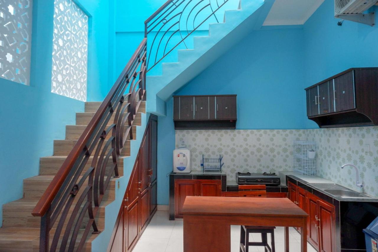 Reddoorz Syariah Near Monumen Jogja Kembali 호텔 Kejayan 외부 사진
