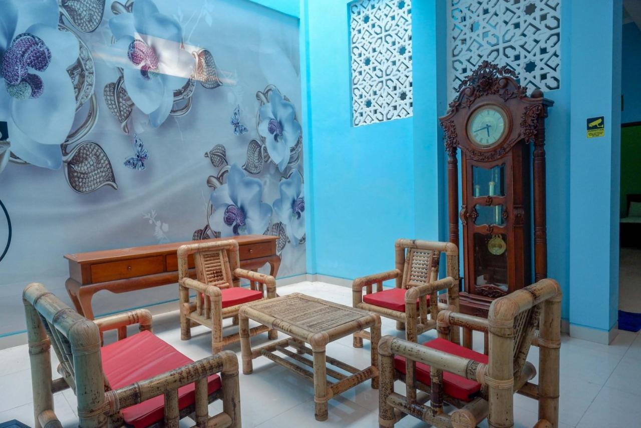 Reddoorz Syariah Near Monumen Jogja Kembali 호텔 Kejayan 외부 사진